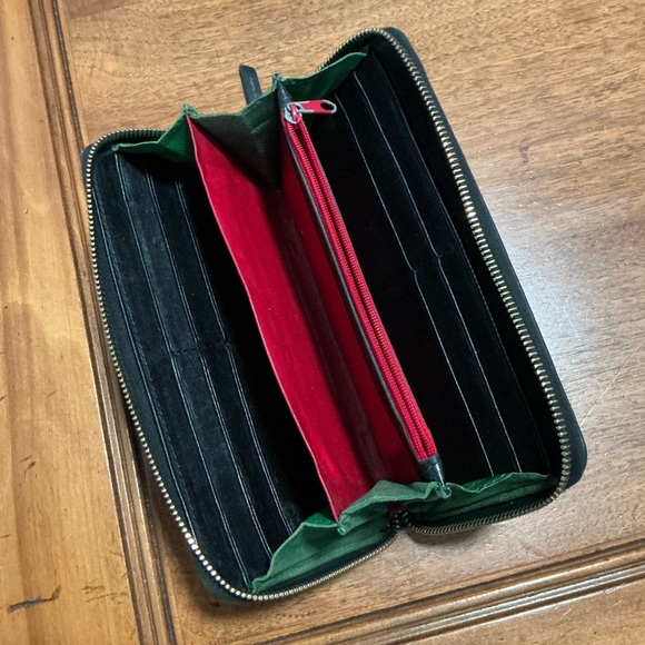 Dooney & Bourke Black Leather Wallet - Picture 3 of 4